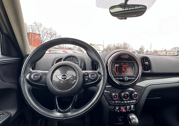 MINI Countryman cena 82500 przebieg: 111743, rok produkcji 2018 z Wilamowice małe 172